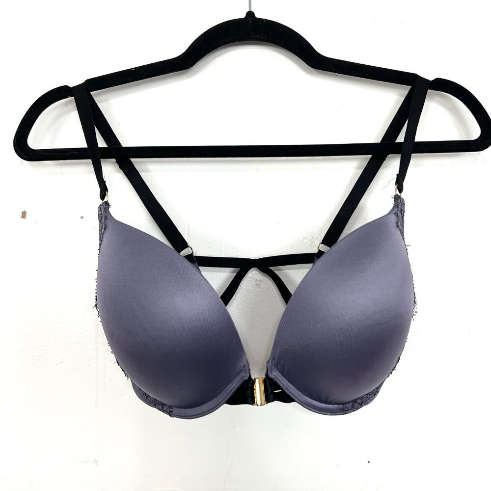 Victoria’s Secret Very Sexy Push Up Bra‎ Purple 32DDD